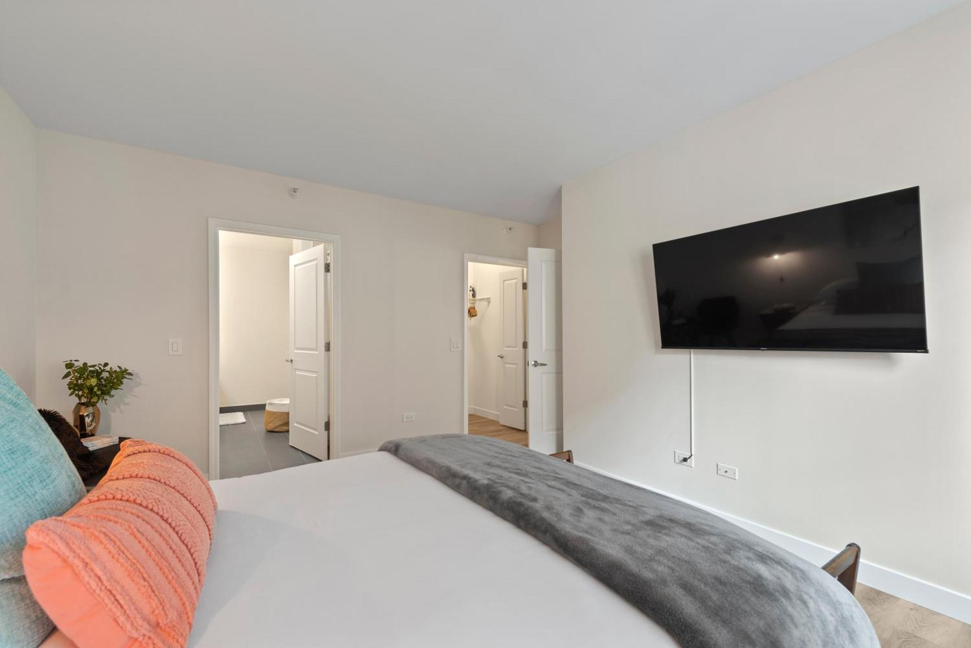 The Bernardin Gold Coast Luxury Apartments Near Magnificent Mile Chicago Exteriér fotografie