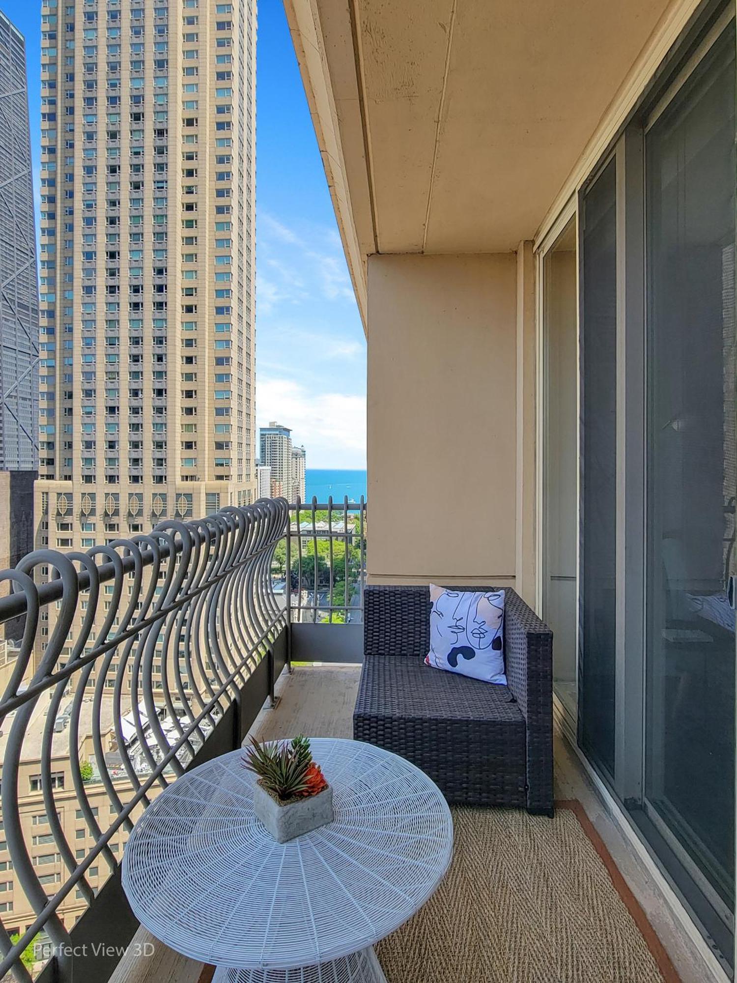 The Bernardin Gold Coast Luxury Apartments Near Magnificent Mile Chicago Exteriér fotografie